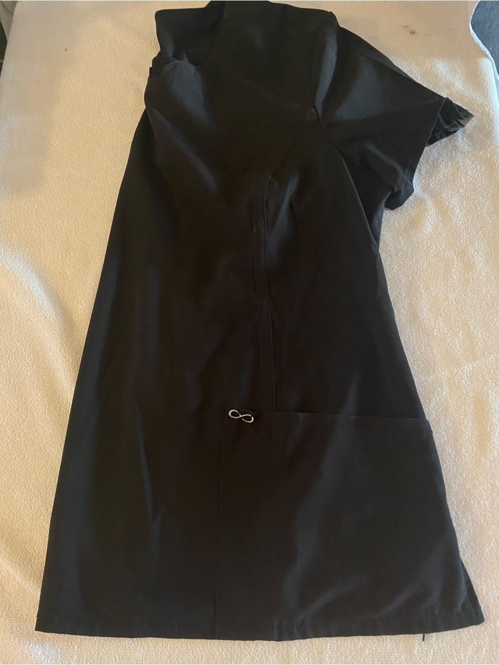 Infinity Black Scrub Set - Picture 5 of 10